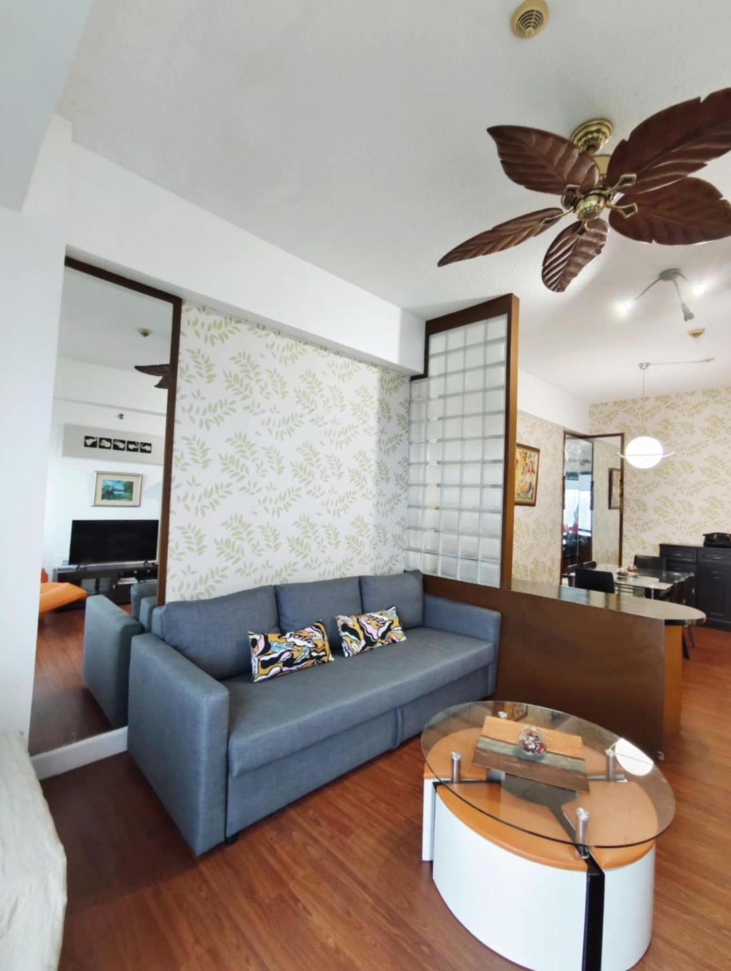 Bellagio One Bedrroom Bgc Burgos Circle By Christine Suites Ph 达义 外观 照片