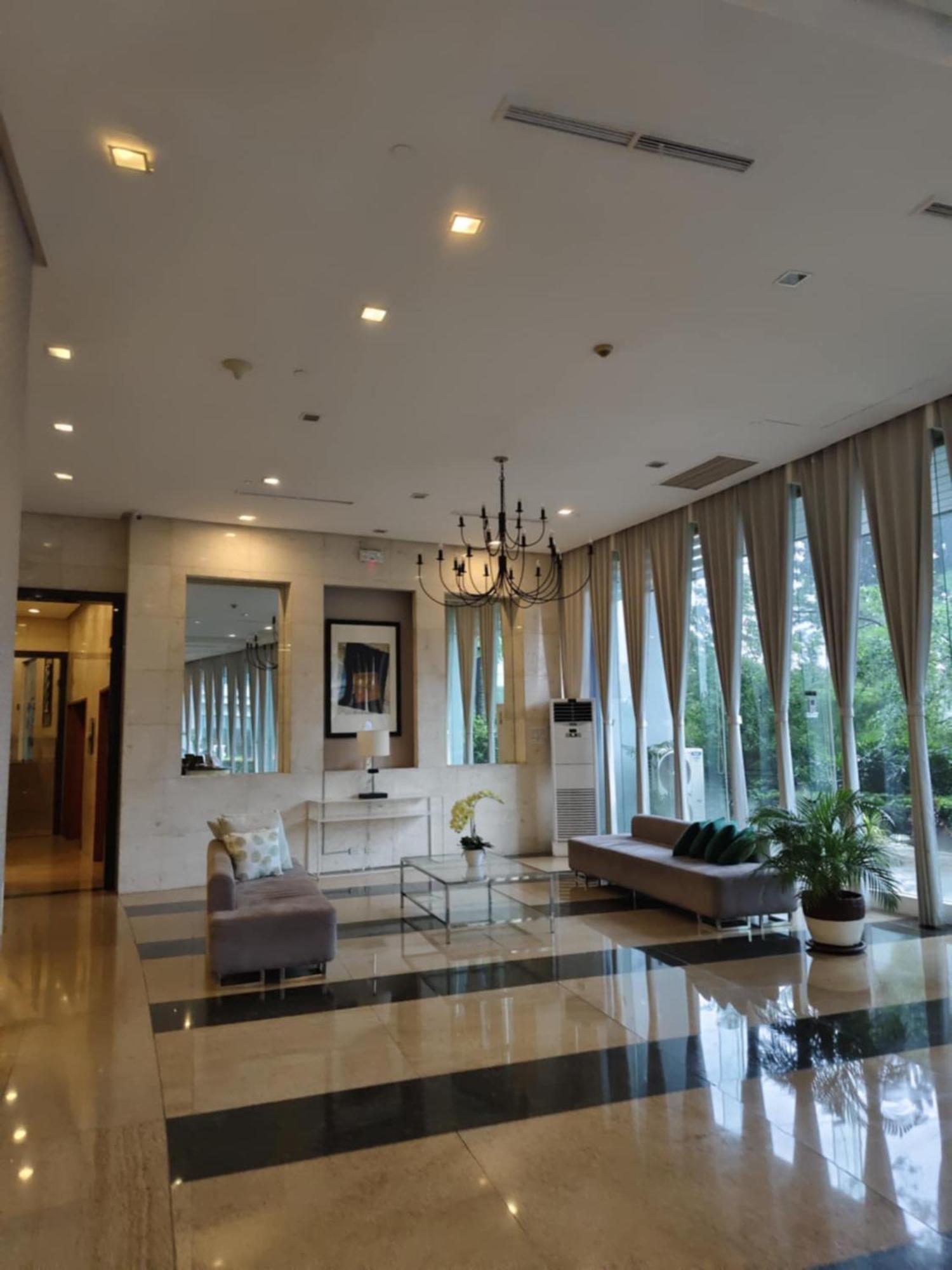 Bellagio One Bedrroom Bgc Burgos Circle By Christine Suites Ph 达义 外观 照片